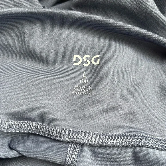 High-waisted girls legging 🖤 - Picture 7 of 7